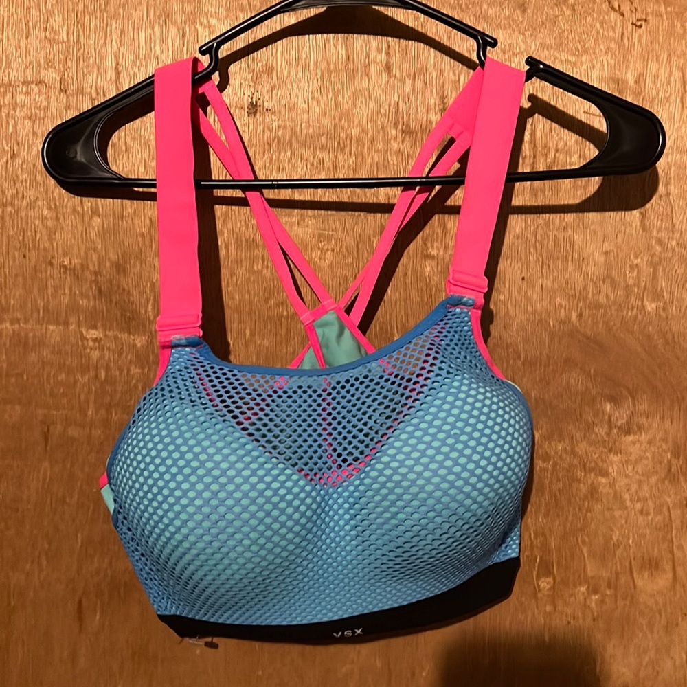 Victoria Secret Sports bra 36C